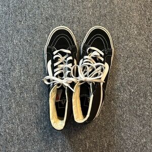 Women’s Black High Top Vans Classic